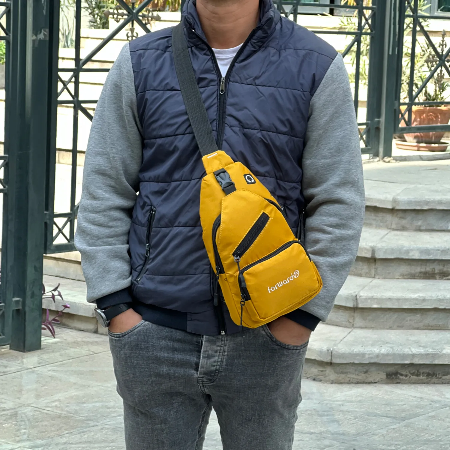 حمل کراس بادی فوروارد CROSS BODY