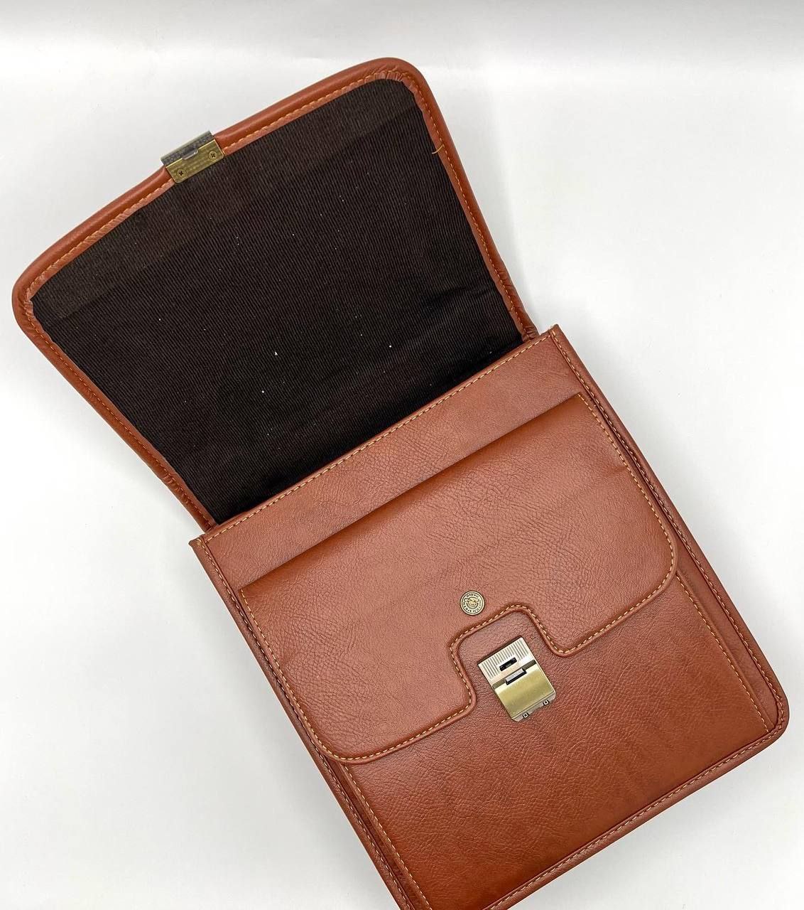حمل کیف ایستاده چرم مدل هونام