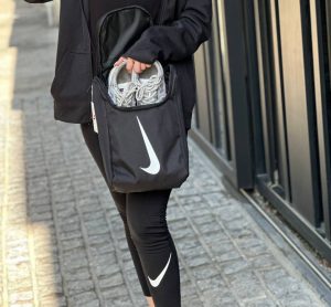 حمل کیف جاکفشی Nike مدل NE1606