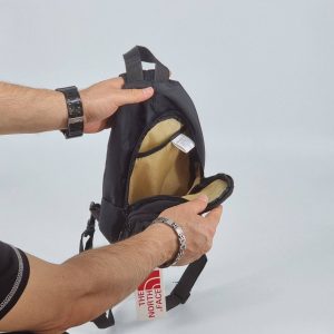 داخل کراس بادی The North Face مدل 2023