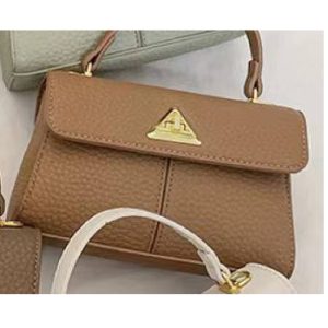 کیف وارداتی زنانه مدل V431