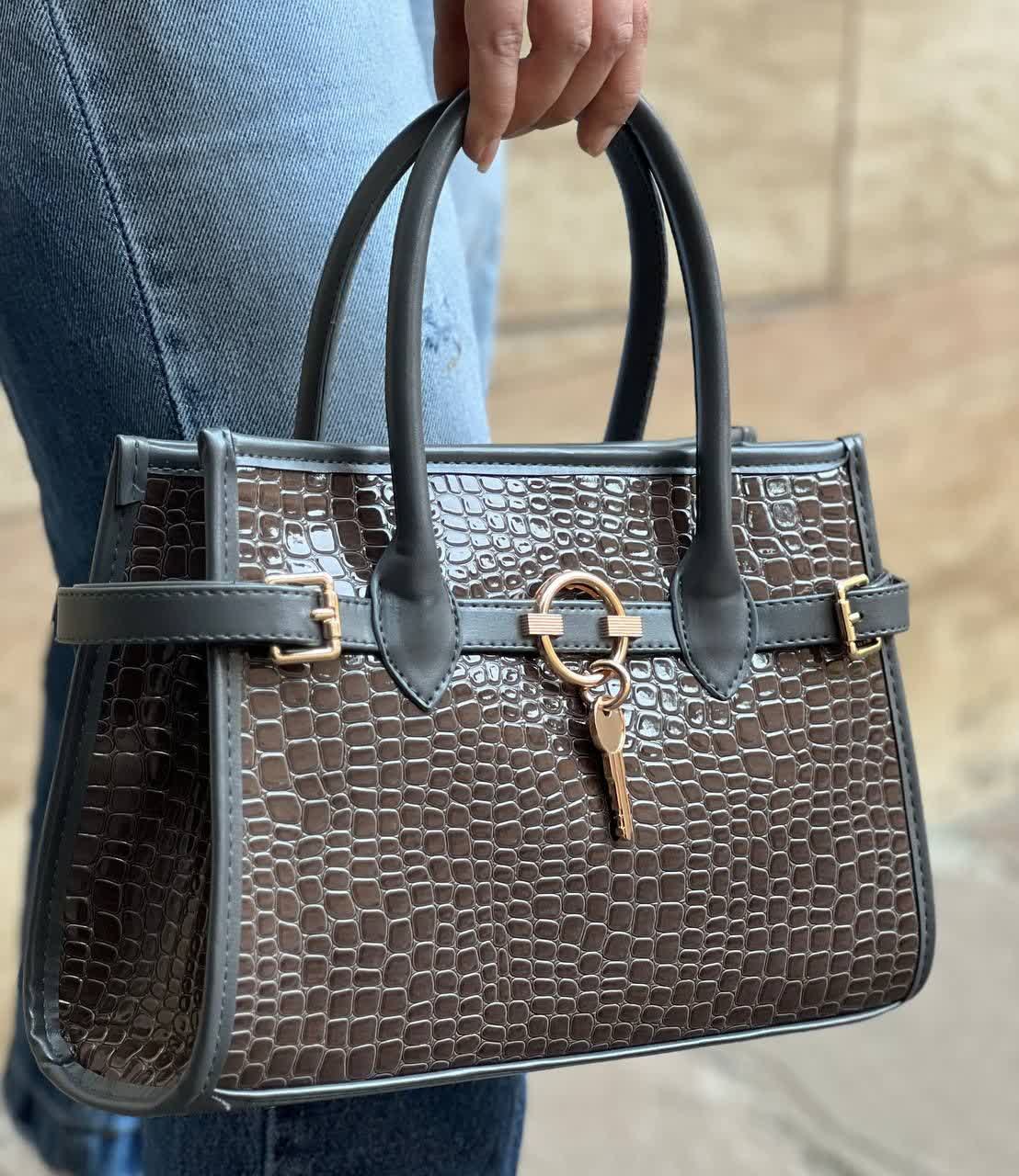 حمل کیف دستی زنانه مدل Deniz-1145