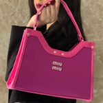 کیف دوشی چرم MIU MIU مدل Deniz-975