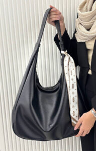کیف دوشی دسته شالدار زنانه مدل 125