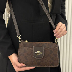 حمل کیف دوشی زنانه COACH مدل 448