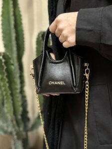 استایل کیف دوشی دستی CHANEL مدل 472